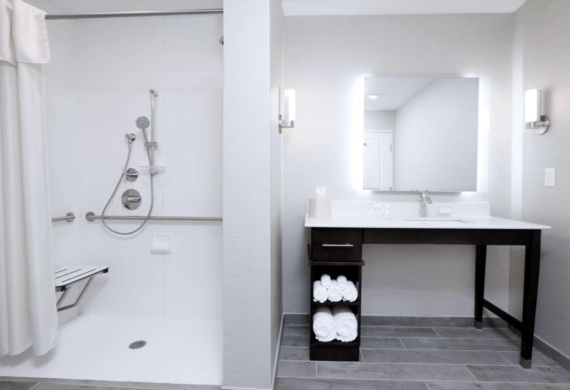 Homewood Suites By Hilton West Fargo/Sanford Medical Center Экстерьер фото