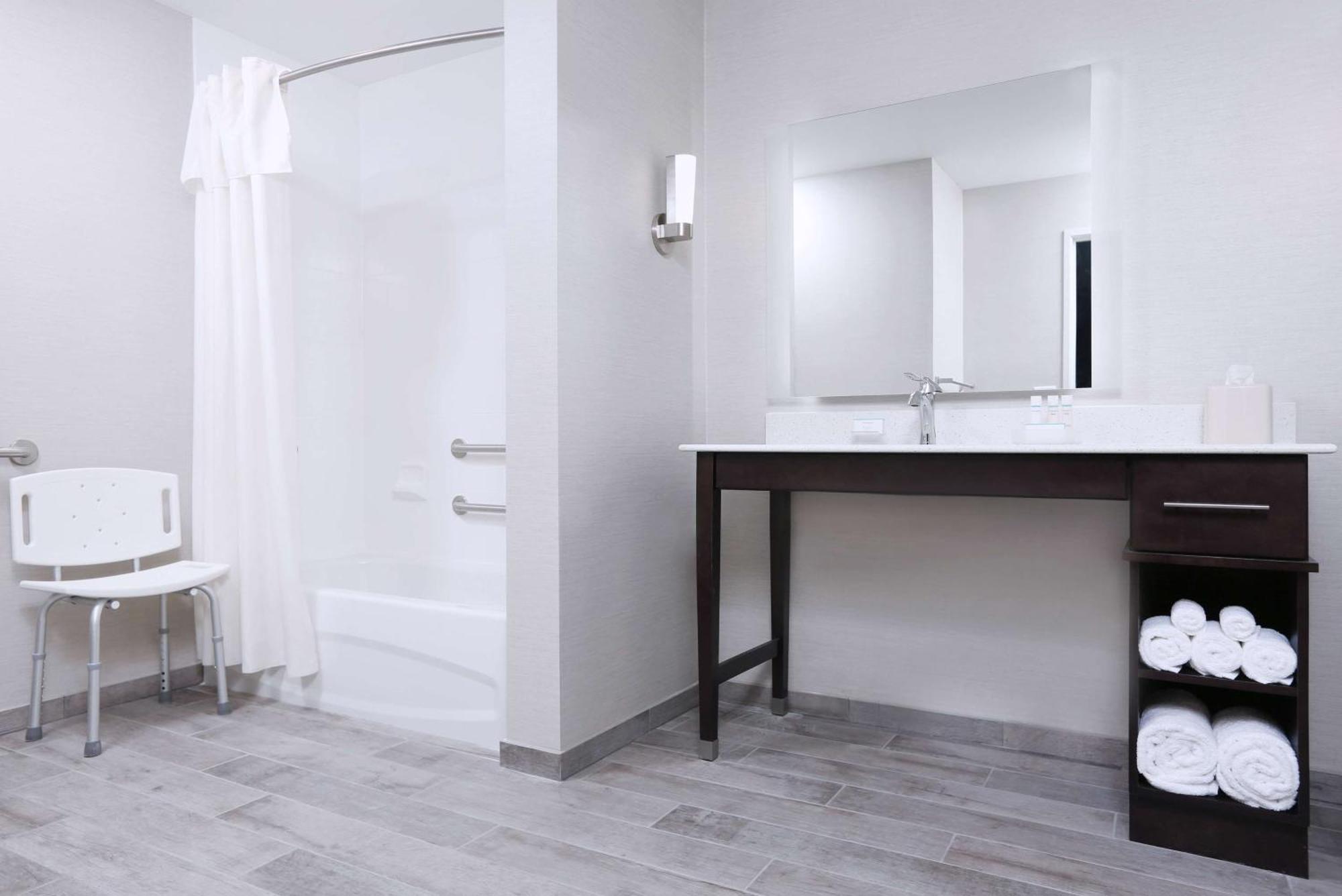 Homewood Suites By Hilton West Fargo/Sanford Medical Center Экстерьер фото
